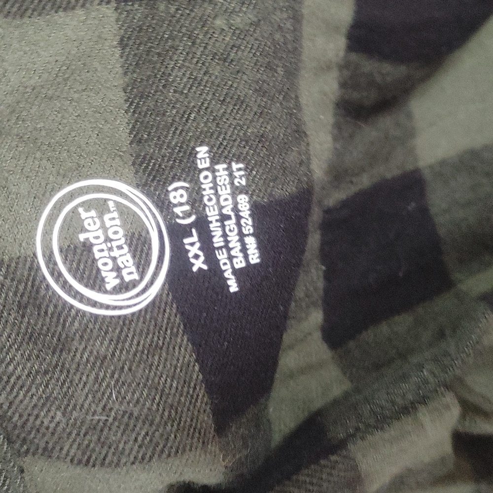 Wonder Nation Green Plaid Button Up - Picture 3 of 4